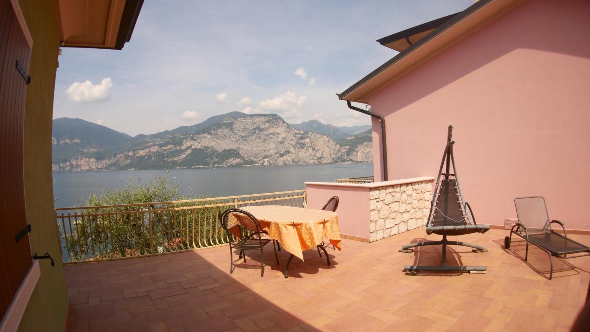 Residence Casa Maria Assenza di Brenzone Eksteriør billede