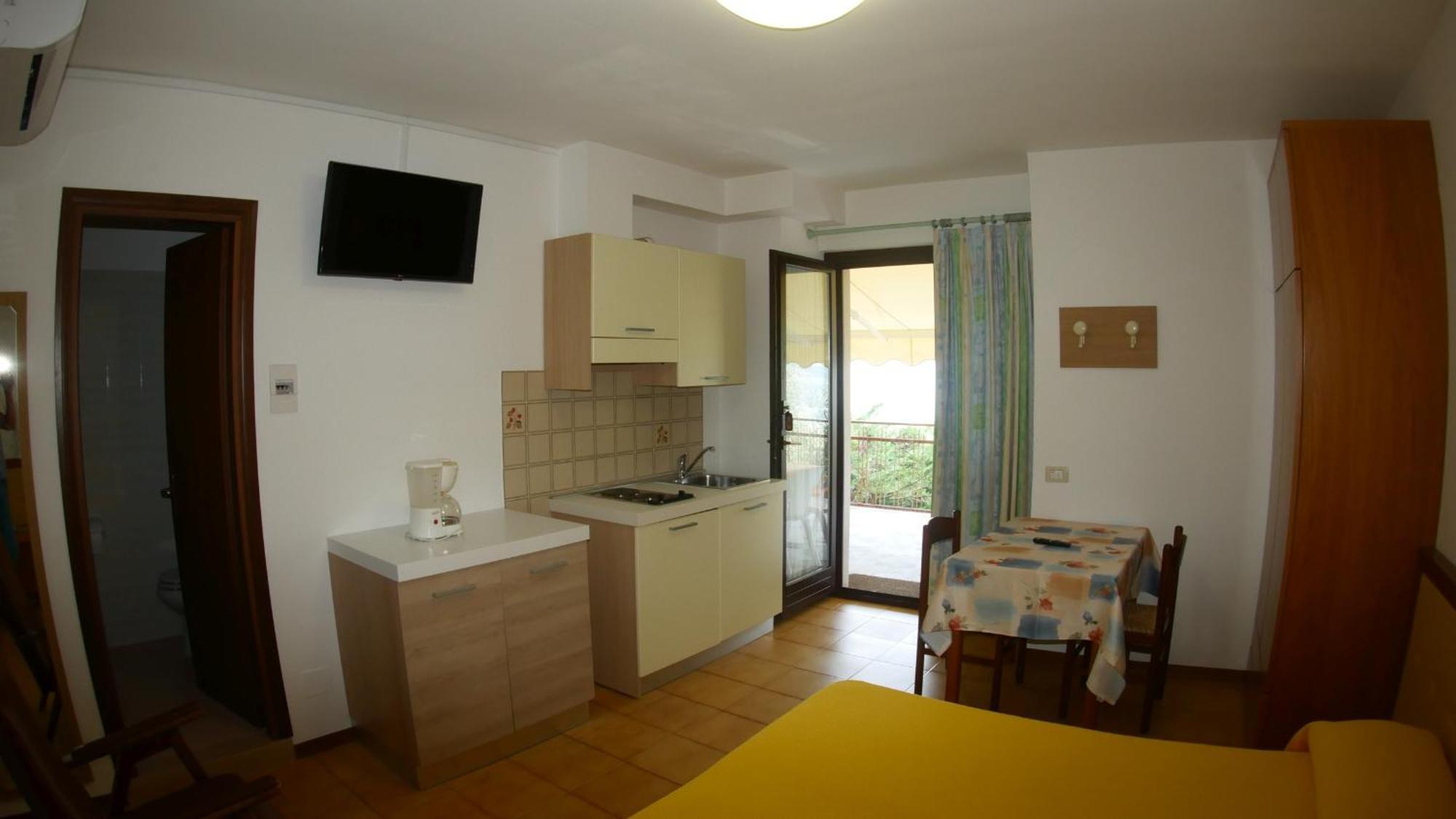 Residence Casa Maria Assenza di Brenzone Eksteriør billede