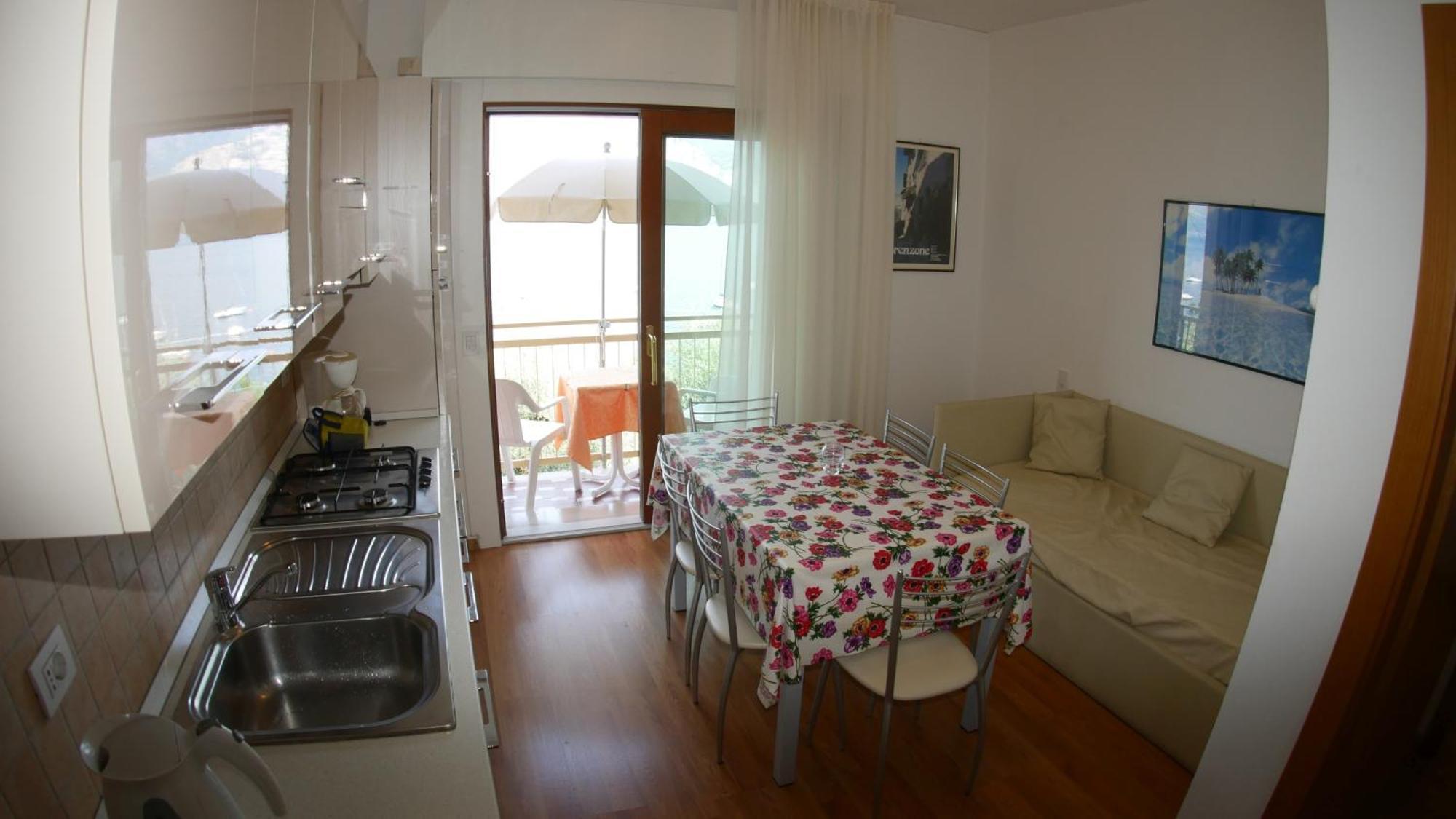 Residence Casa Maria Assenza di Brenzone Eksteriør billede