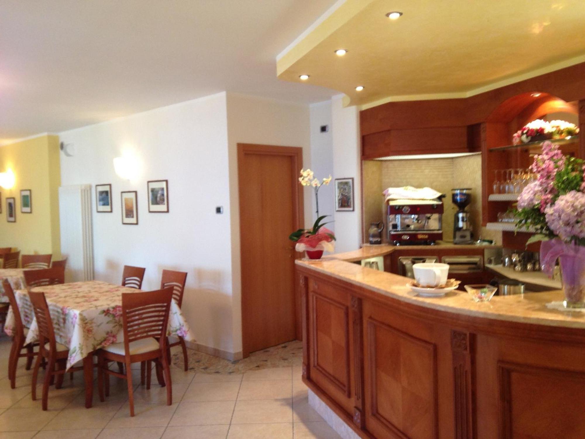 Residence Casa Maria Assenza di Brenzone Eksteriør billede