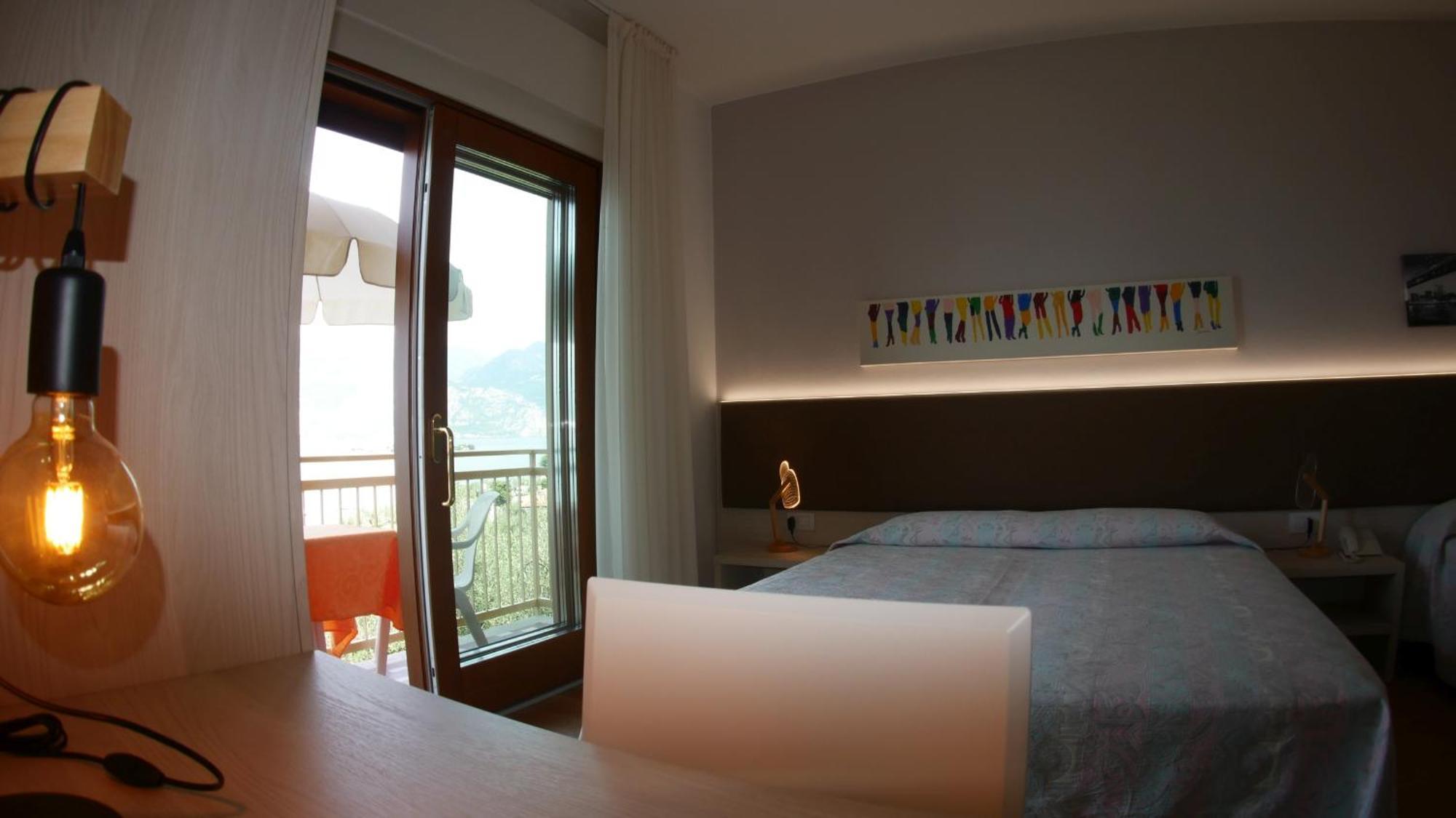 Residence Casa Maria Assenza di Brenzone Eksteriør billede