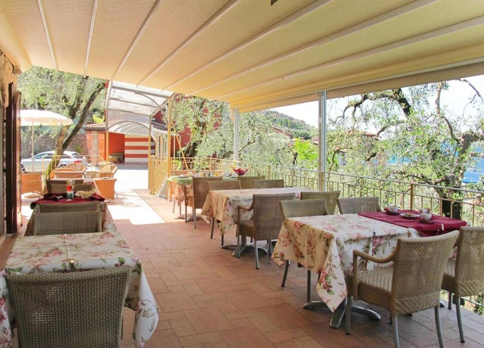 Residence Casa Maria Assenza di Brenzone Eksteriør billede